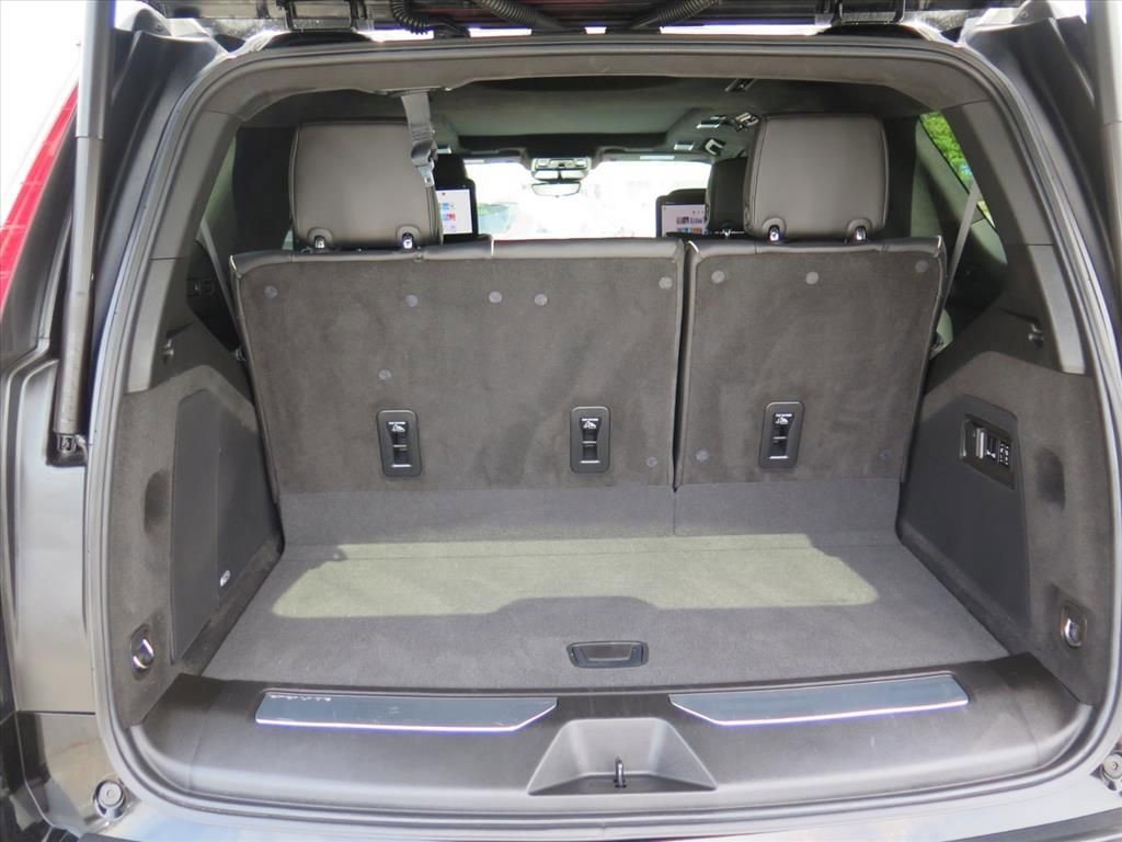 Certified 2023 Cadillac Escalade Sport Platinum w/ LPO, ONYX Package image 24