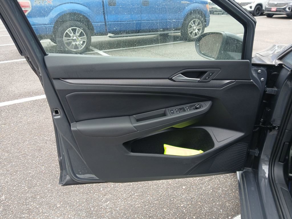 New 2026 Volkswagen Golf 2.0T image 10