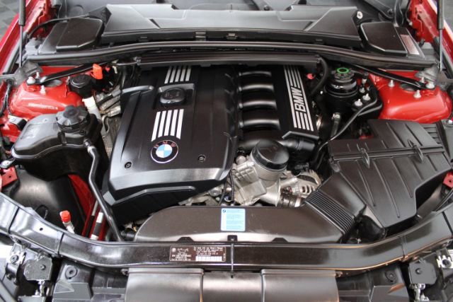 Used 2011 BMW 328i Sedan RWD image 22