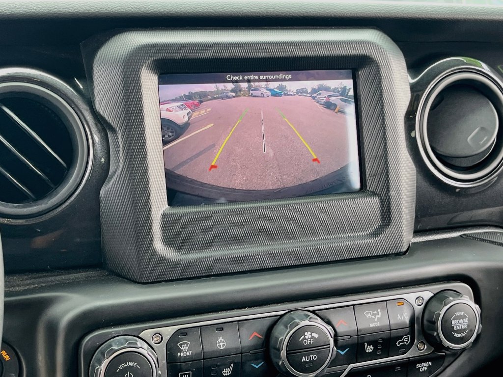 Used 2021 Jeep Wrangler Unlimited Sport AWD/4WD image 13