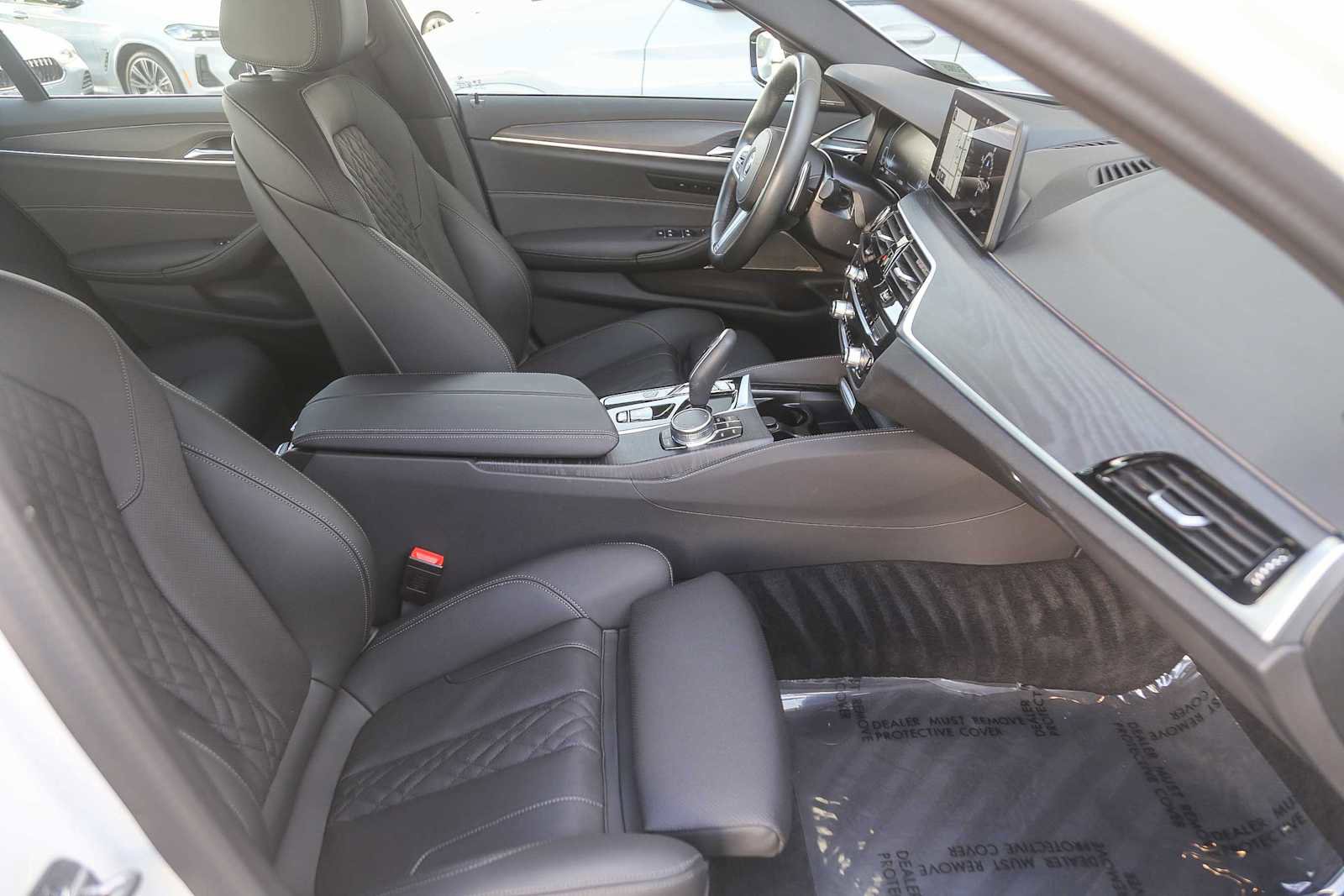 Certified 2023 BMW 530e w/ M Sport Package image 13