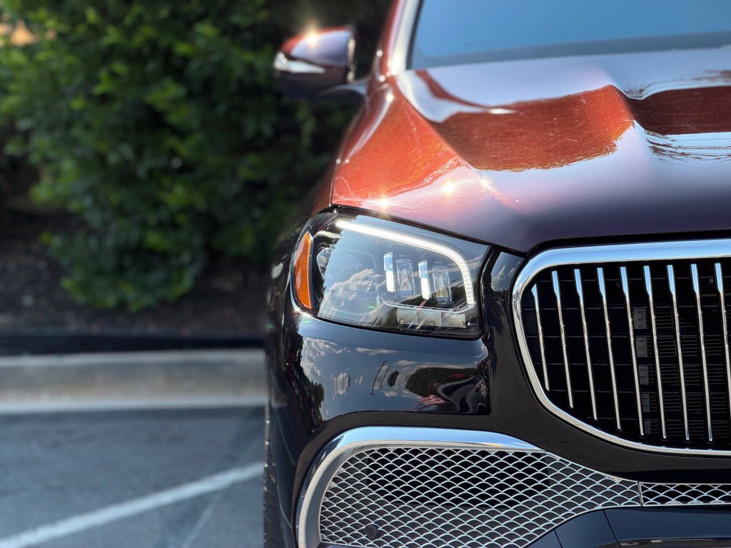 Used 2022 Mercedes-Benz Maybach GLS 600 4MATIC image 4