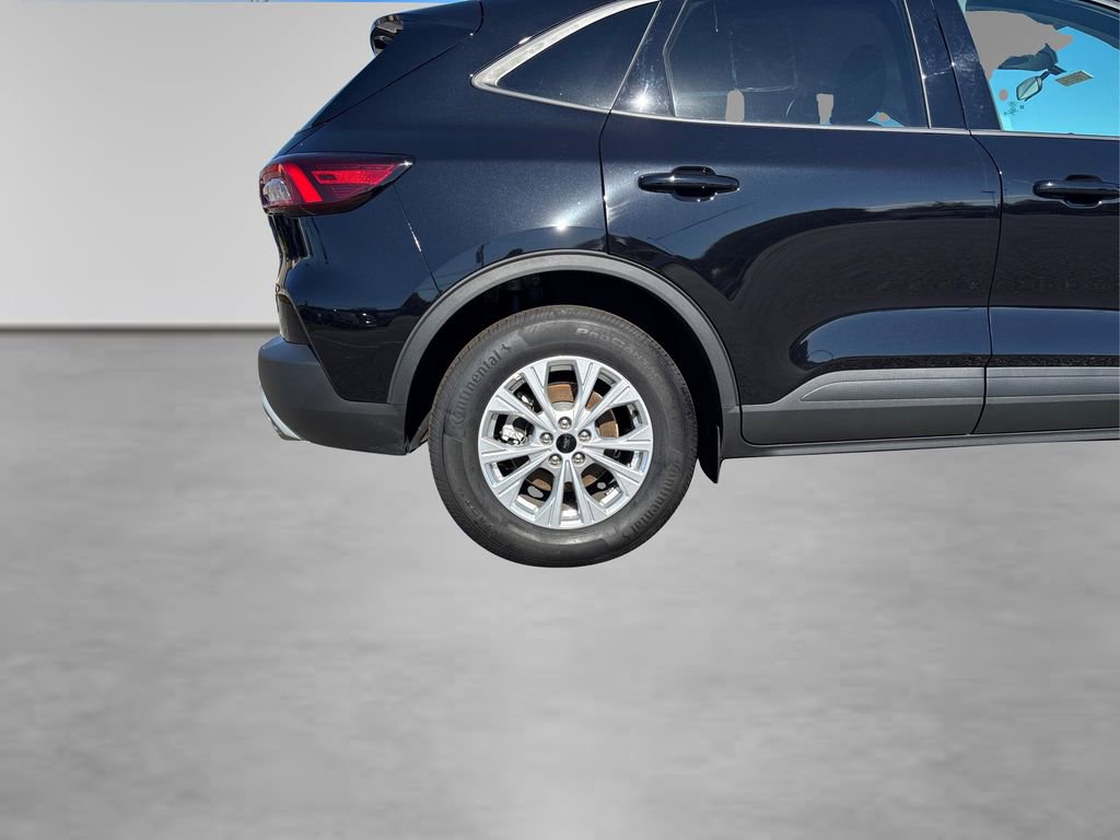 Certified 2025 Ford Escape Active w/ Cold Weather Package image 20