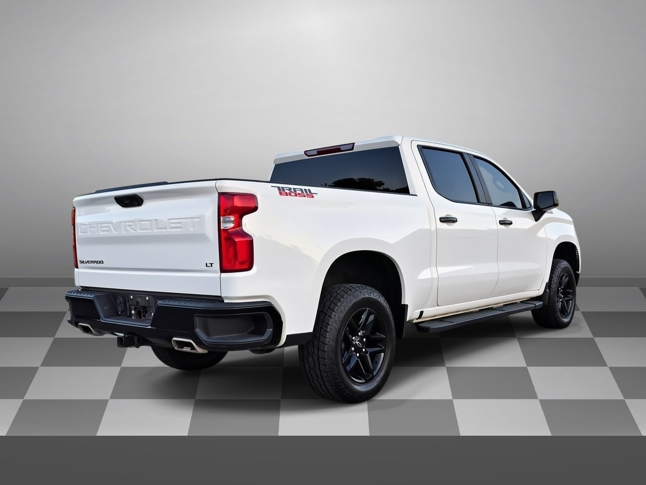 Used 2024 Chevrolet Silverado 1500 LT Trail Boss w/ Protection Package AWD/4WD image 6