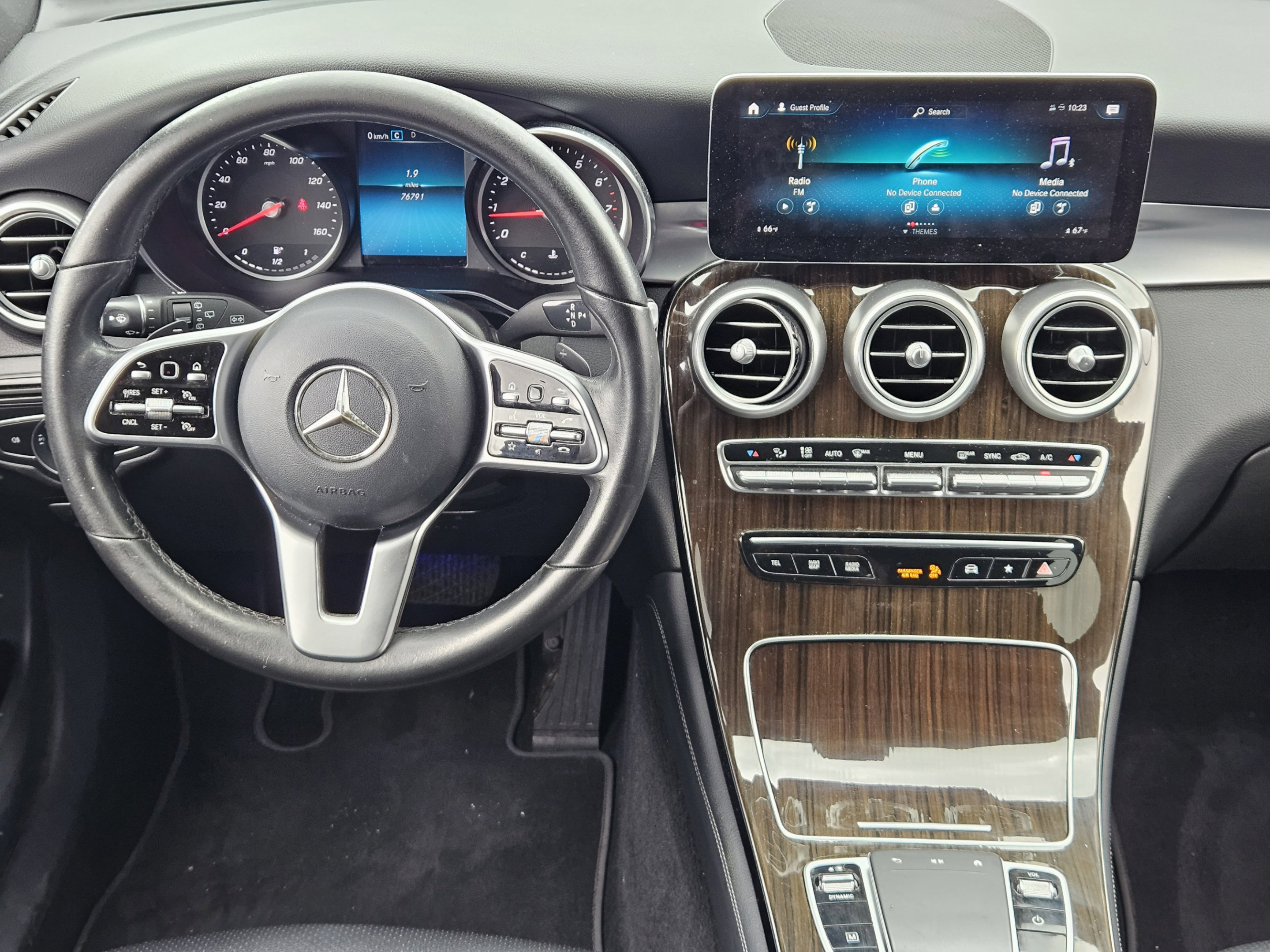 Used 2020 Mercedes-Benz GLC 300 image 11