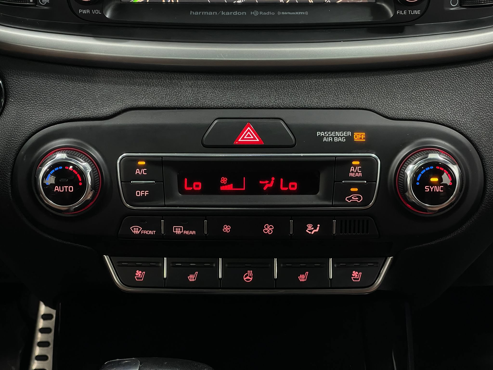 Used 2019 Kia Sorento SX FWD image 25