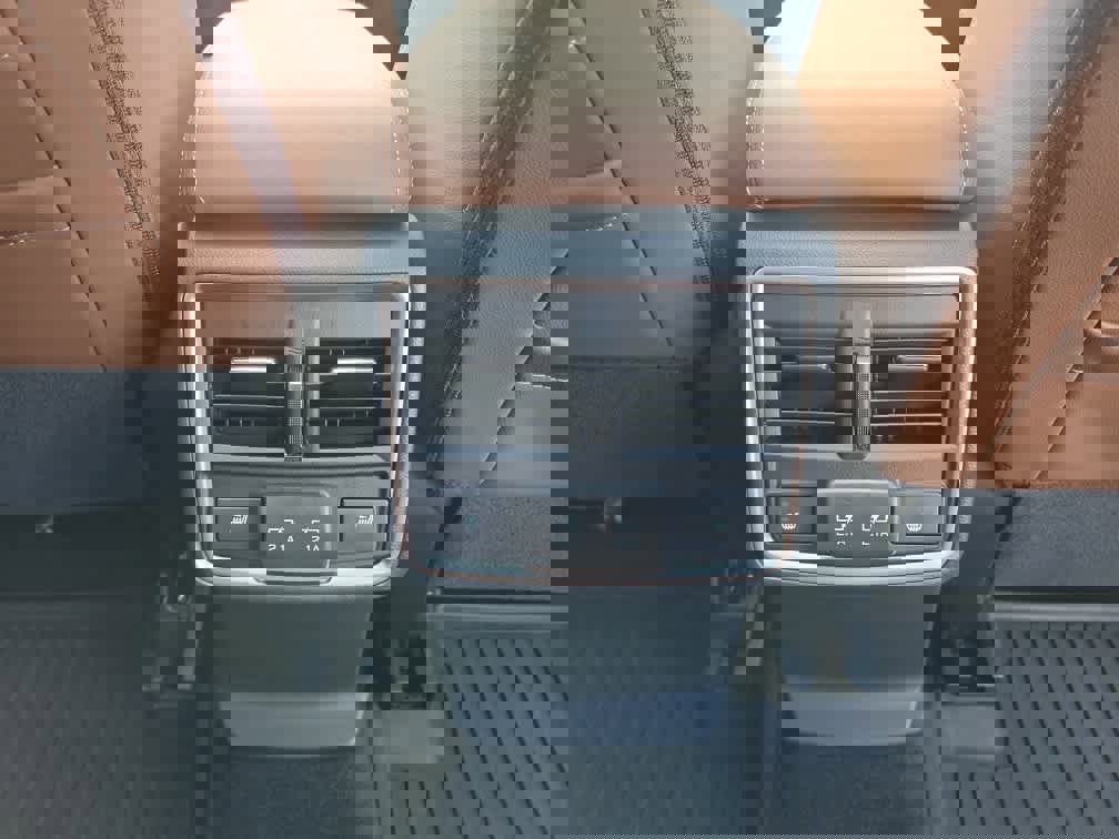 Used 2020 Subaru Forester Touring image 34