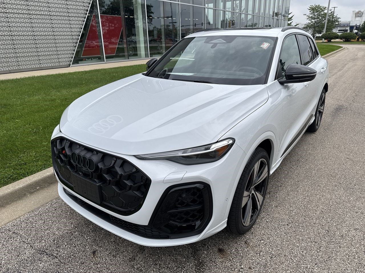 New 2026 Audi SQ5 Premium Plus AWD/4WD image 24