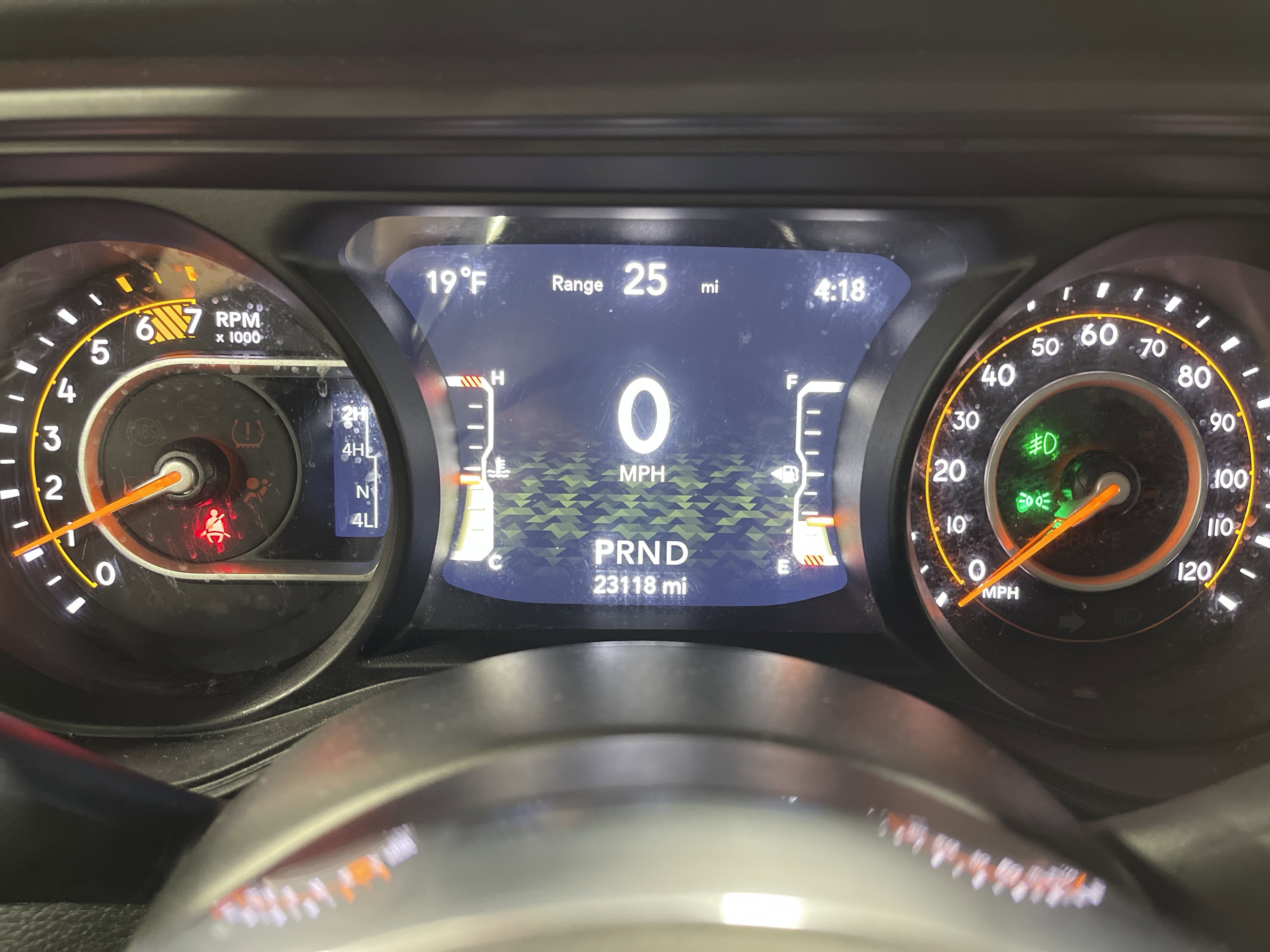 Used 2025 Jeep Wrangler Sahara image 20