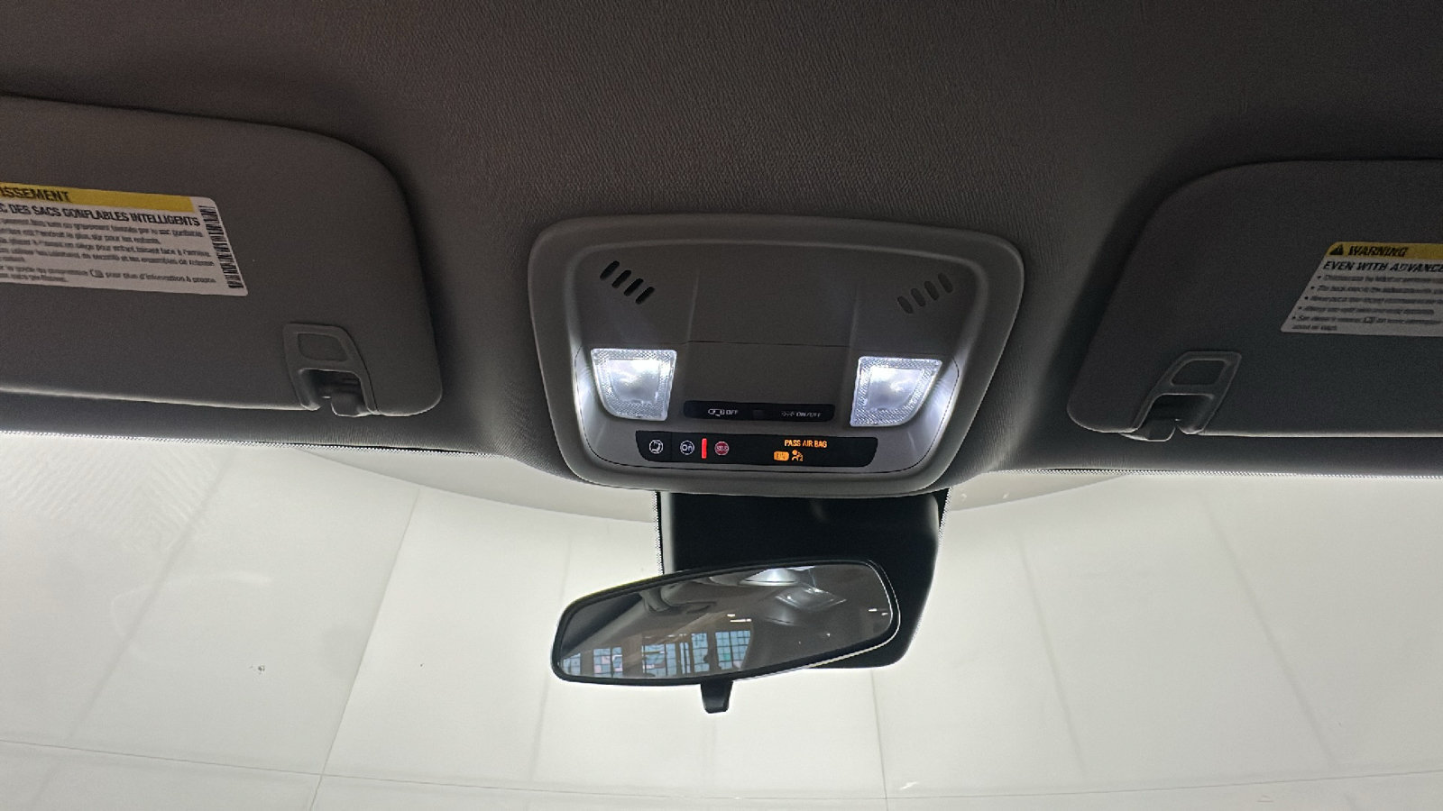 Used 2023 Chevrolet Malibu LT FWD image 29