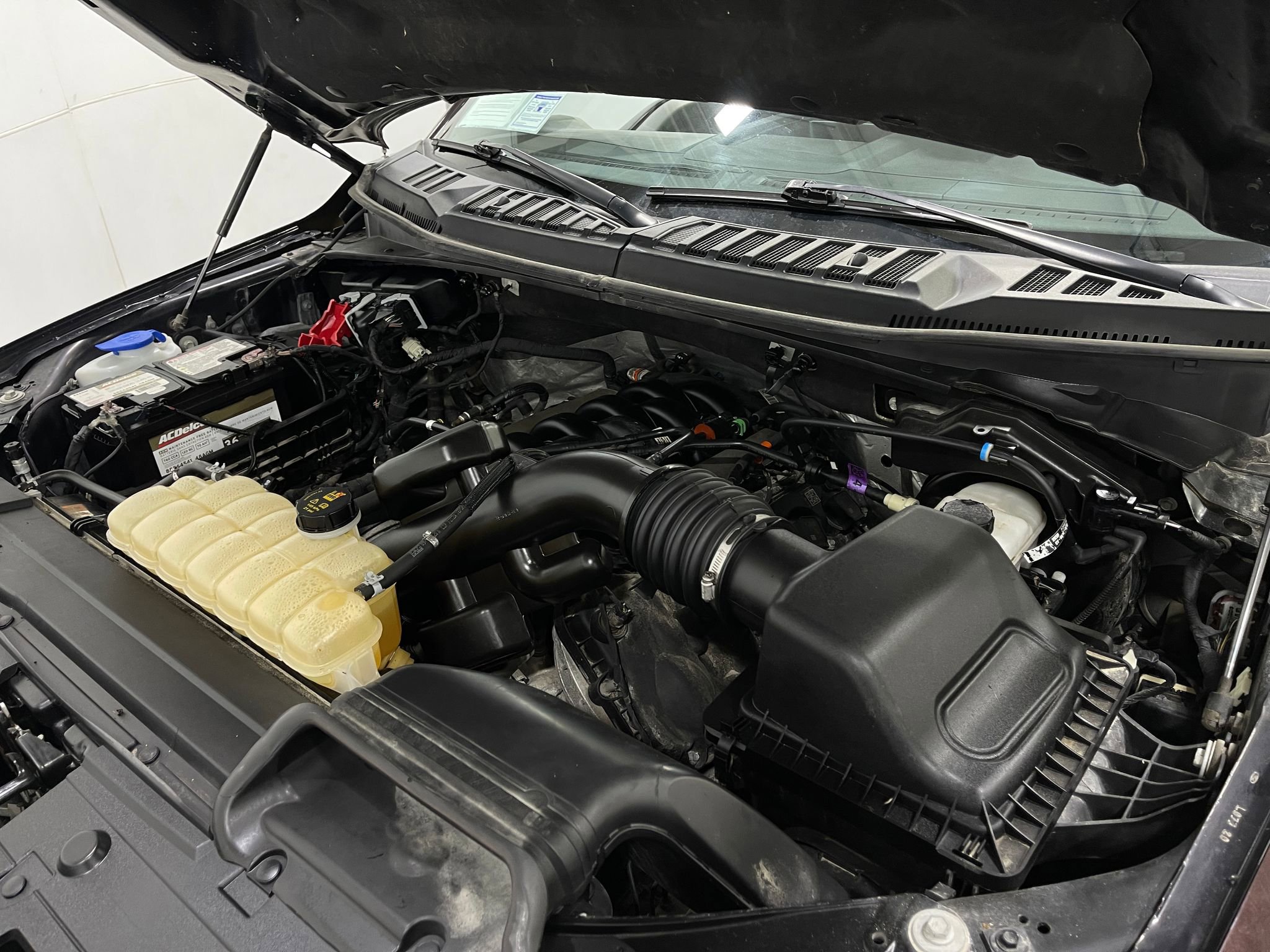 Used 2020 Ford F150 XLT w/ Equipment Group 301A Mid AWD/4WD image 25
