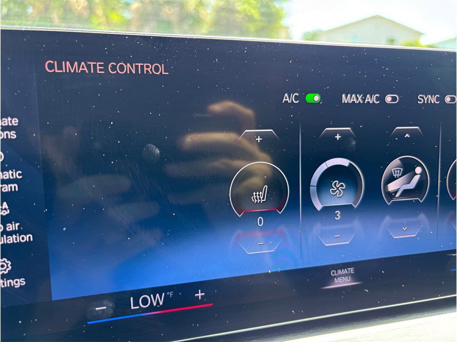 Used 2023 BMW 330i xDrive Sedan w/ M Sport Package image 36