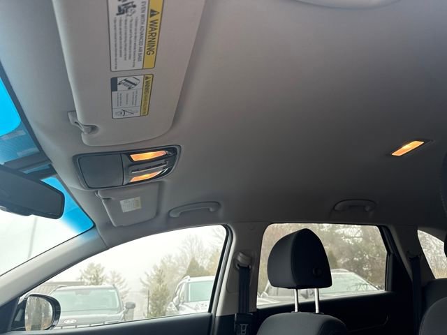 Used 2019 Kia Sorento LX w/ LX Convenience Package image 21