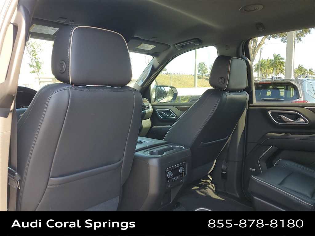 Used 2021 Chevrolet Suburban Premier image 19