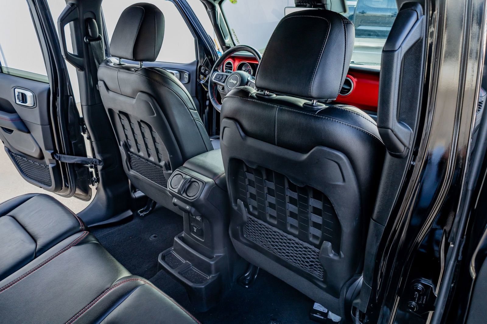 Used 2021 Jeep Wrangler Unlimited Rubicon image 30