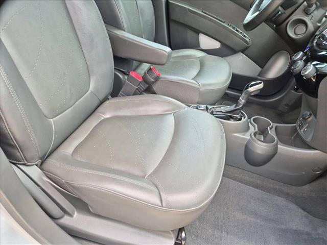 Used 2015 Chevrolet Spark LT FWD image 18