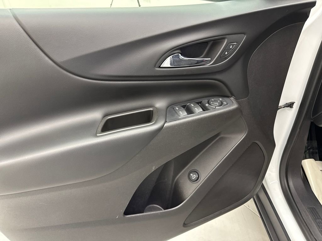 Used 2019 Chevrolet Equinox LT image 11