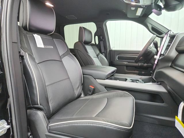 New 2026 RAM 2500 Laramie AWD/4WD image 47