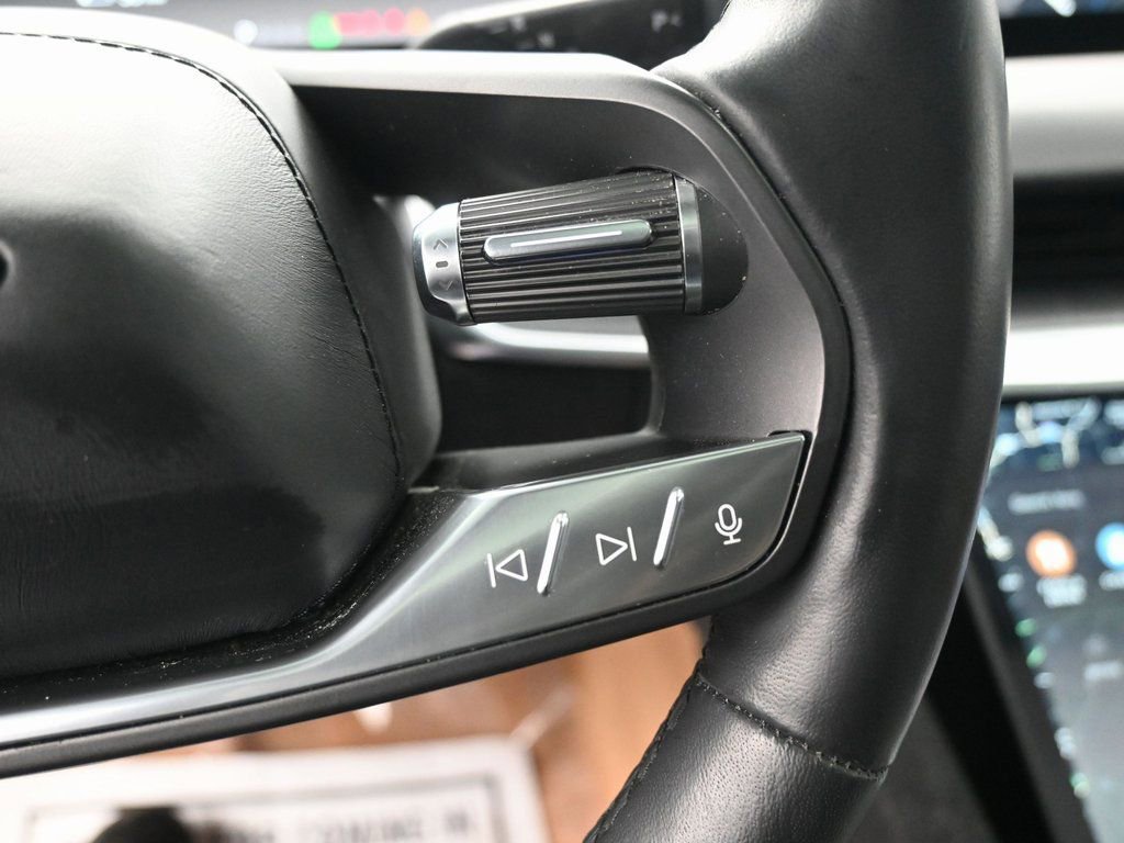 Used 2023 Lucid Air Touring AWD/4WD image 18