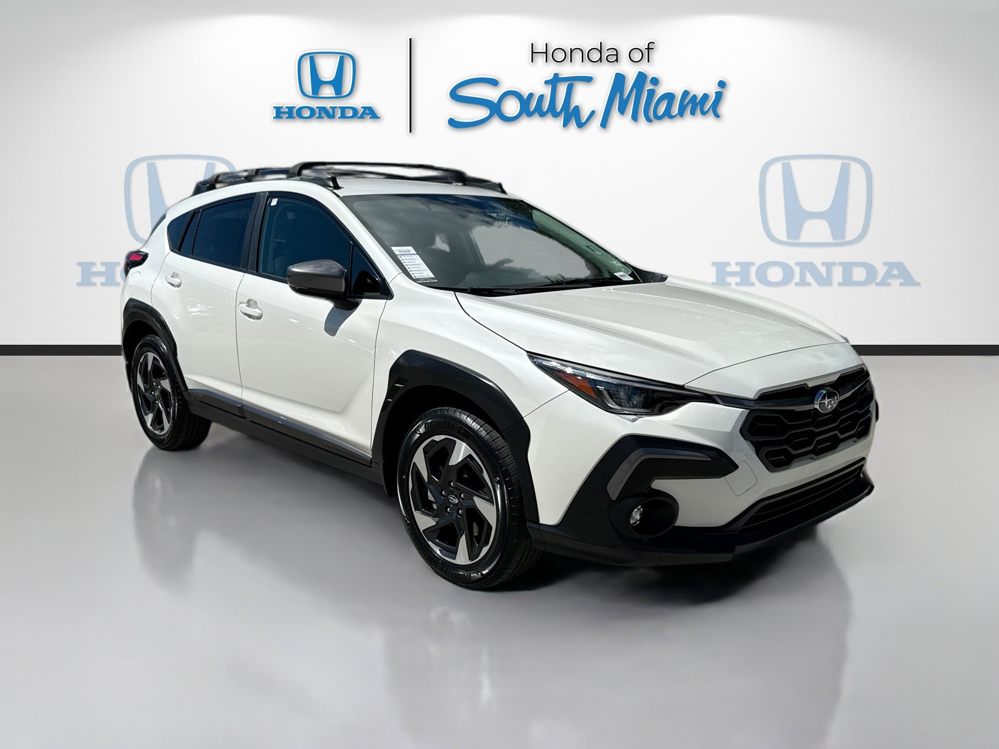 Used 2024 Subaru Crosstrek 2.5i Limited image 1
