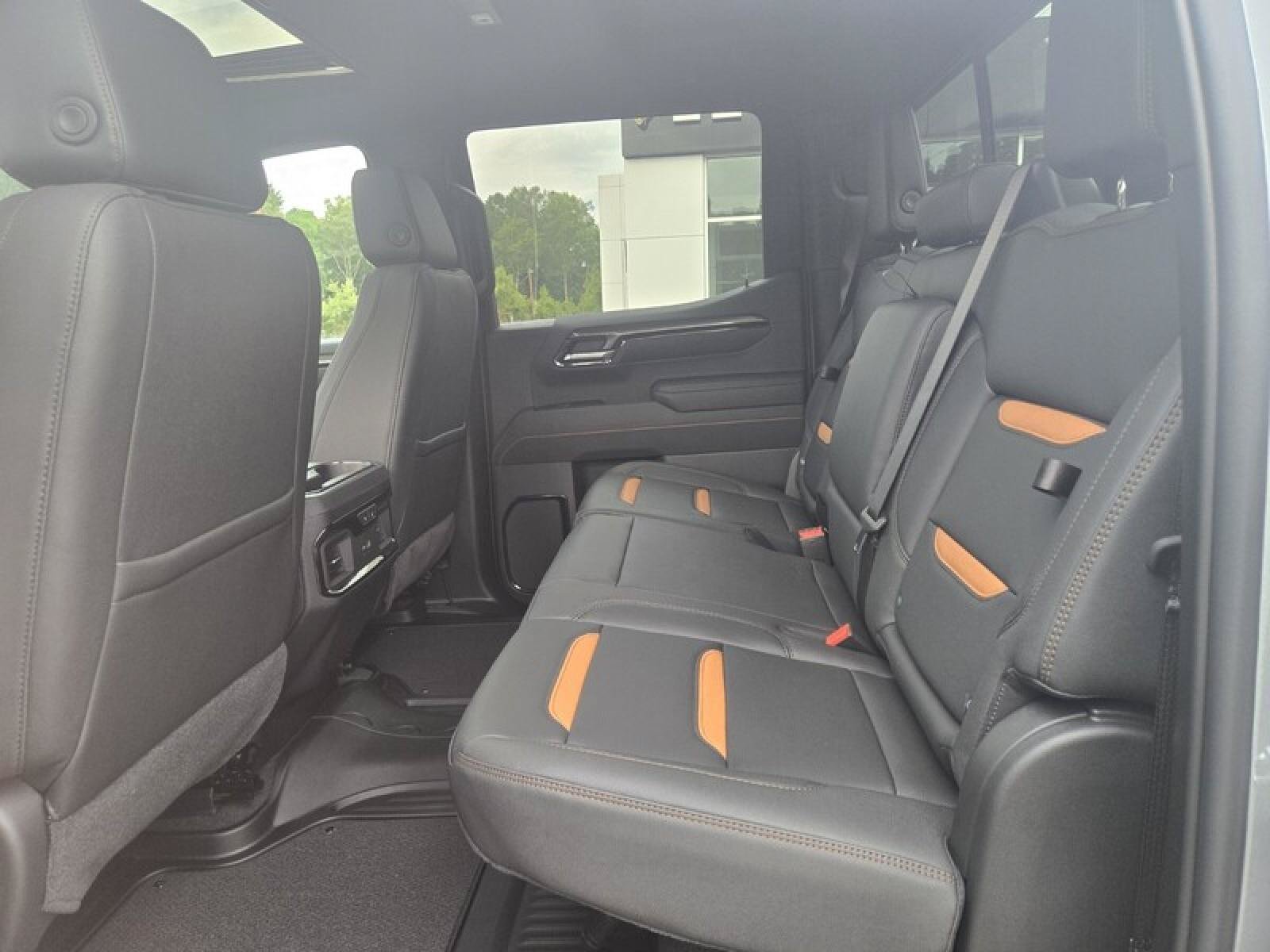 New 2026 GMC Sierra 1500 AT4 w/ AT4 Premium Package AWD/4WD image 24