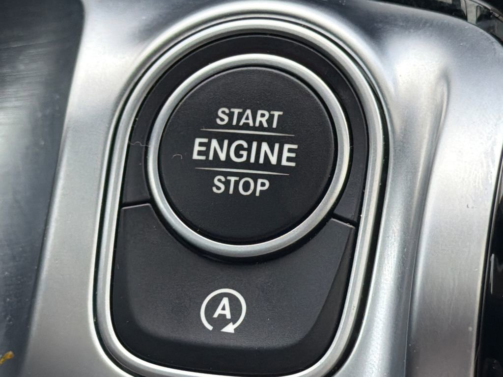 Certified 2023 Mercedes-Benz GLB 250 image 31