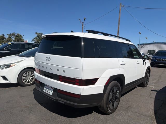 Used 2025 Hyundai Santa Fe SEL image 4