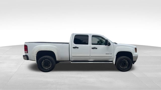 Used 2014 GMC Sierra 2500 SLE w/ SLE Preferred Package AWD/4WD image 3
