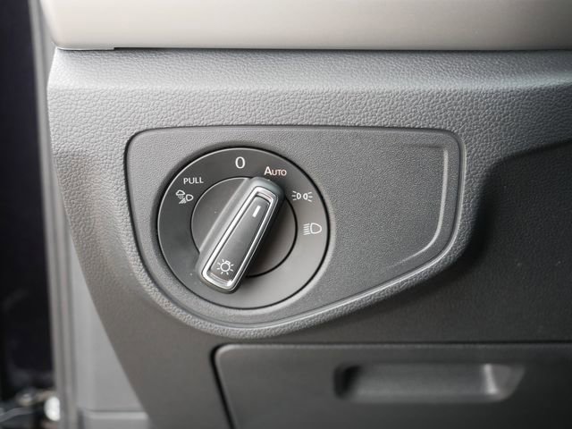 Certified 2023 Volkswagen Atlas Cross Sport SEL R-Line image 24