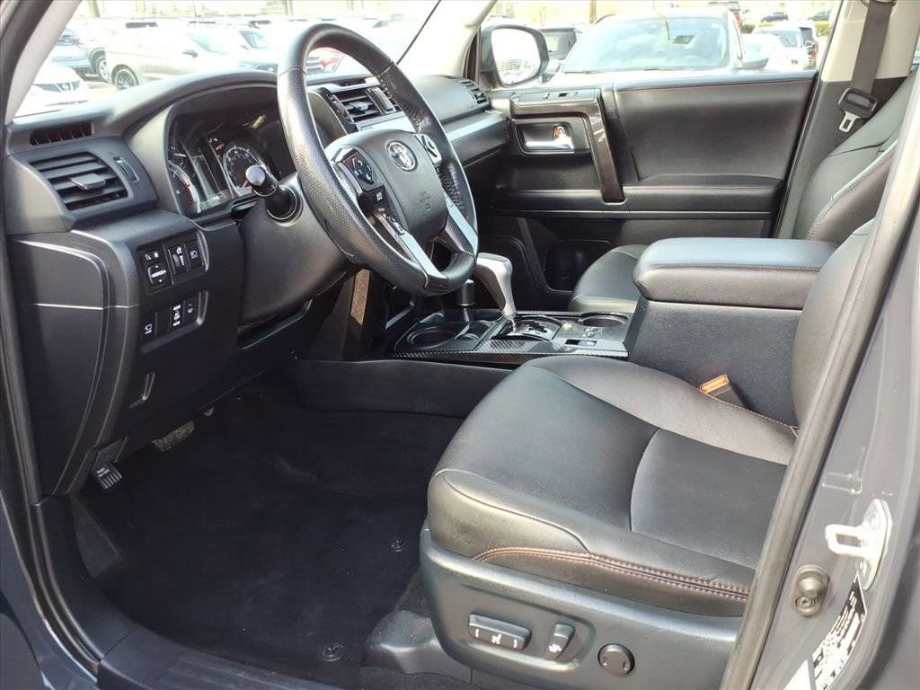 Used 2024 Toyota 4Runner TRD Off-Road Premium w/ Off Road Premium Plus Package image 10