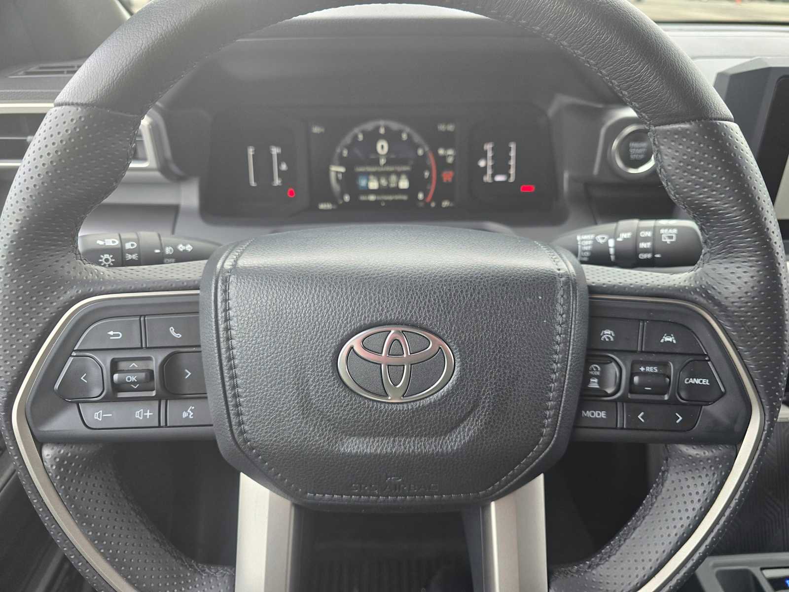 Certified 2025 Toyota 4Runner SR5 image 28