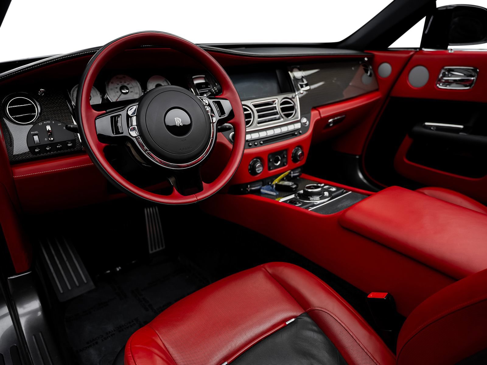 Used 2018 Rolls-Royce Dawn RWD image 31