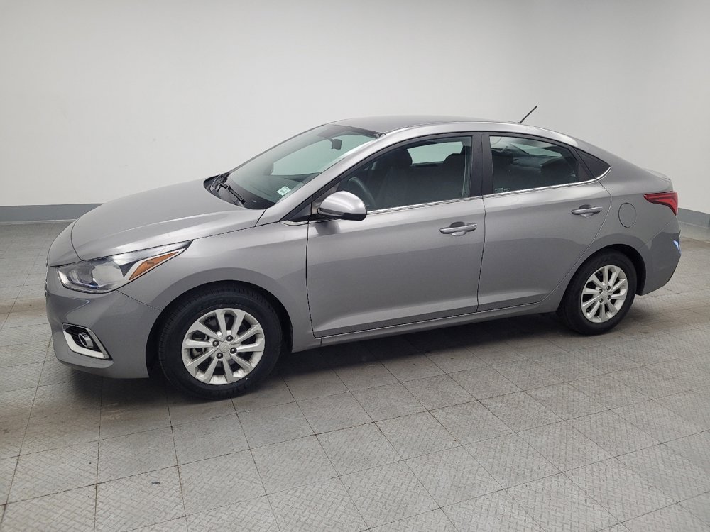 Used 2021 Hyundai Accent SEL FWD image 2