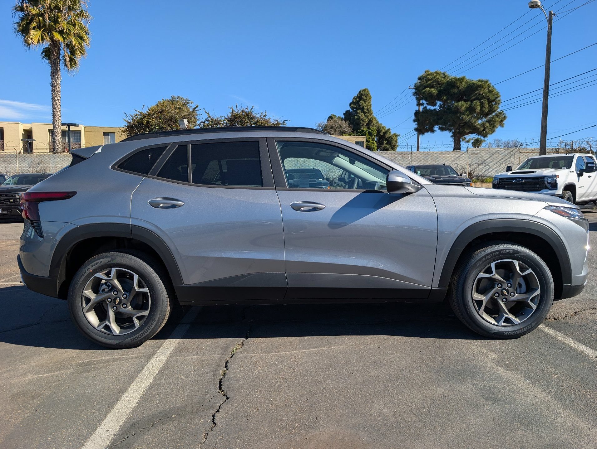 New 2026 Chevrolet Trax LT FWD image 7