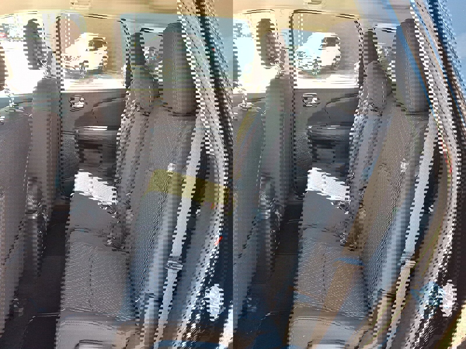 Used 2018 Dodge Journey SE w/ Blacktop Package image 10