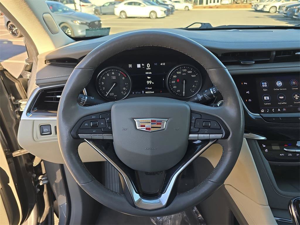 Used 2020 Cadillac XT6 Premium Luxury image 30