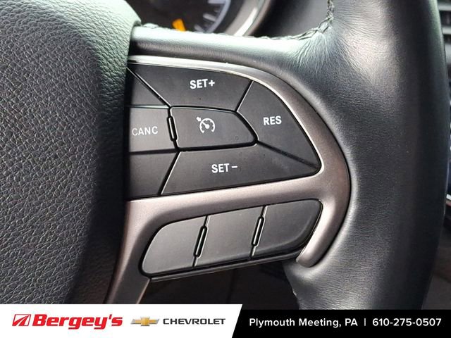 Used 2019 Jeep Grand Cherokee Altitude AWD/4WD image 25