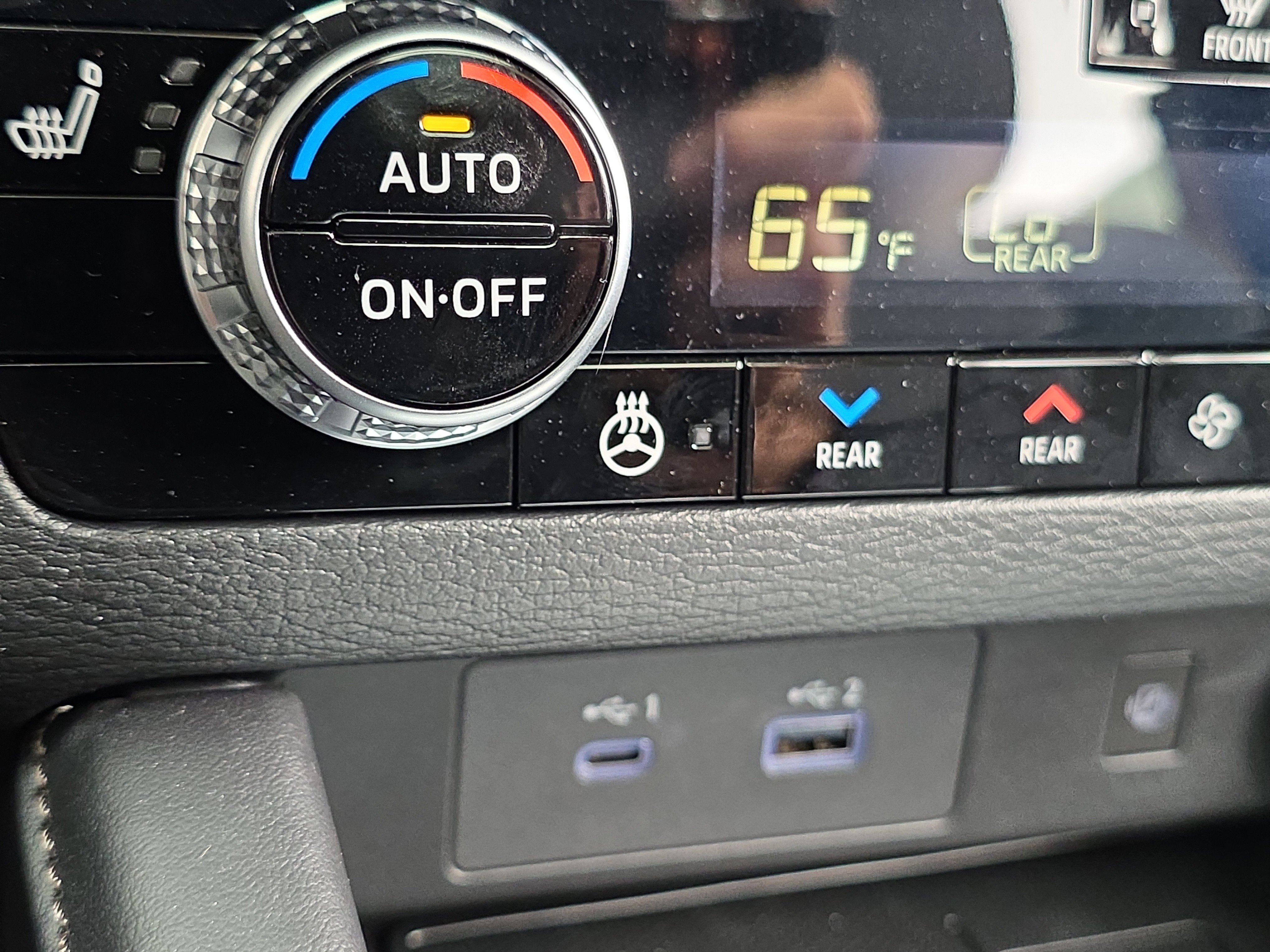 New 2025 Mitsubishi Outlander SEL image 21