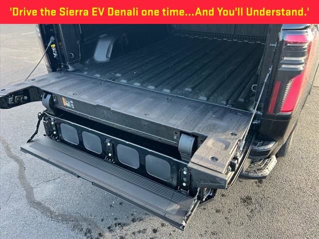 New 2025 GMC Sierra EV Denali image 7