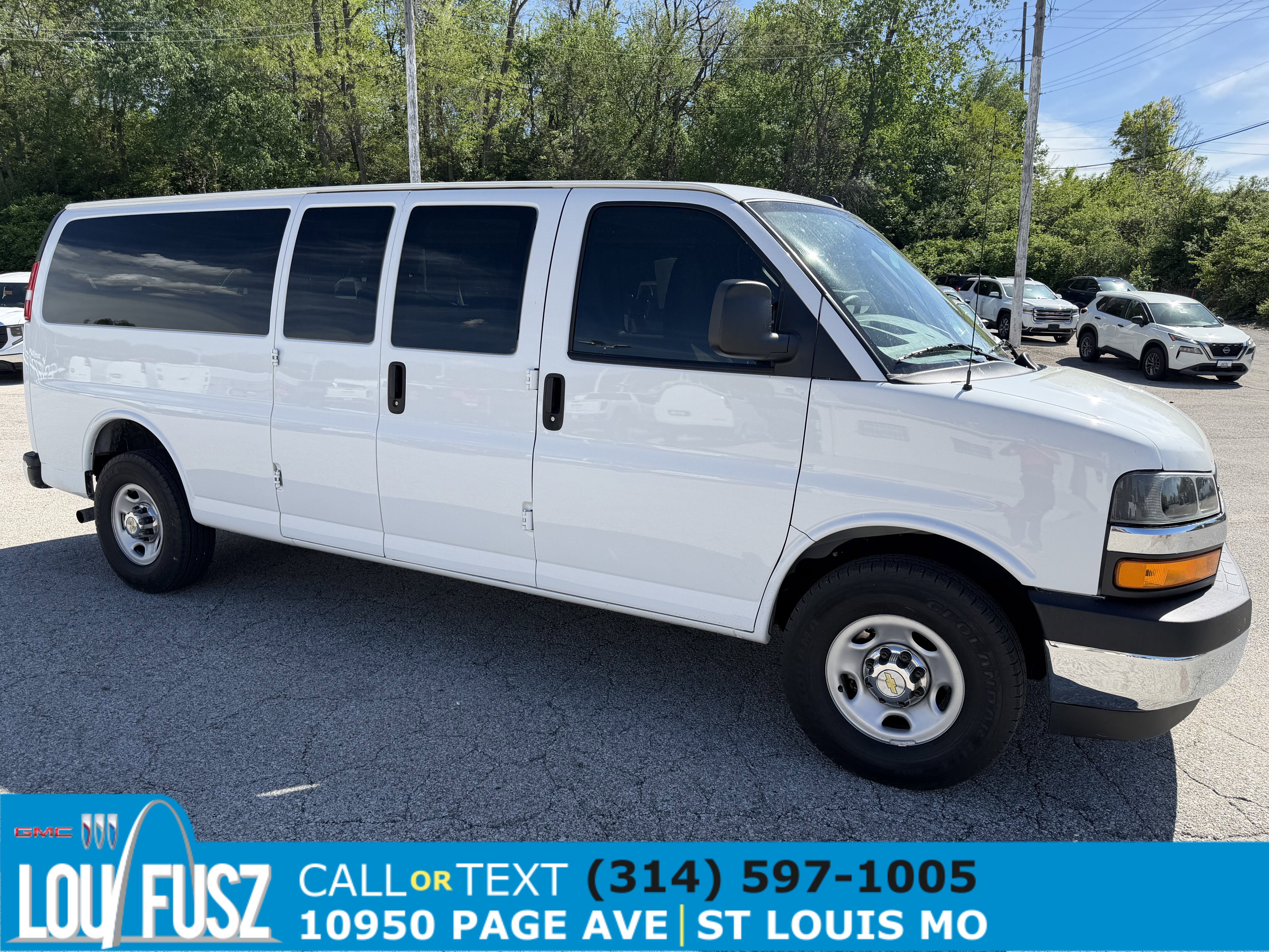 Used 2024 Chevrolet Express 3500 LT w/ LT Preferred Equipment Group RWD image 1