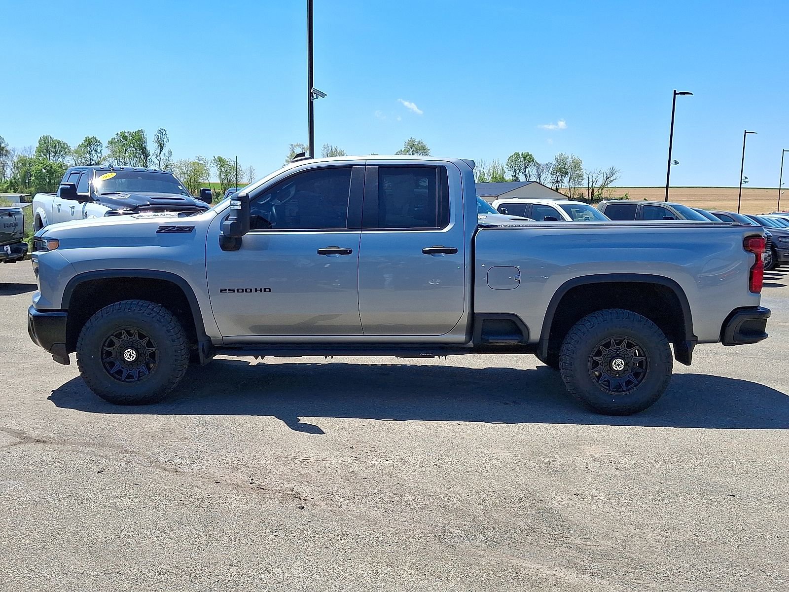 Used 2024 Chevrolet Silverado 2500 W/T w/ WT Convenience Package AWD/4WD image 4