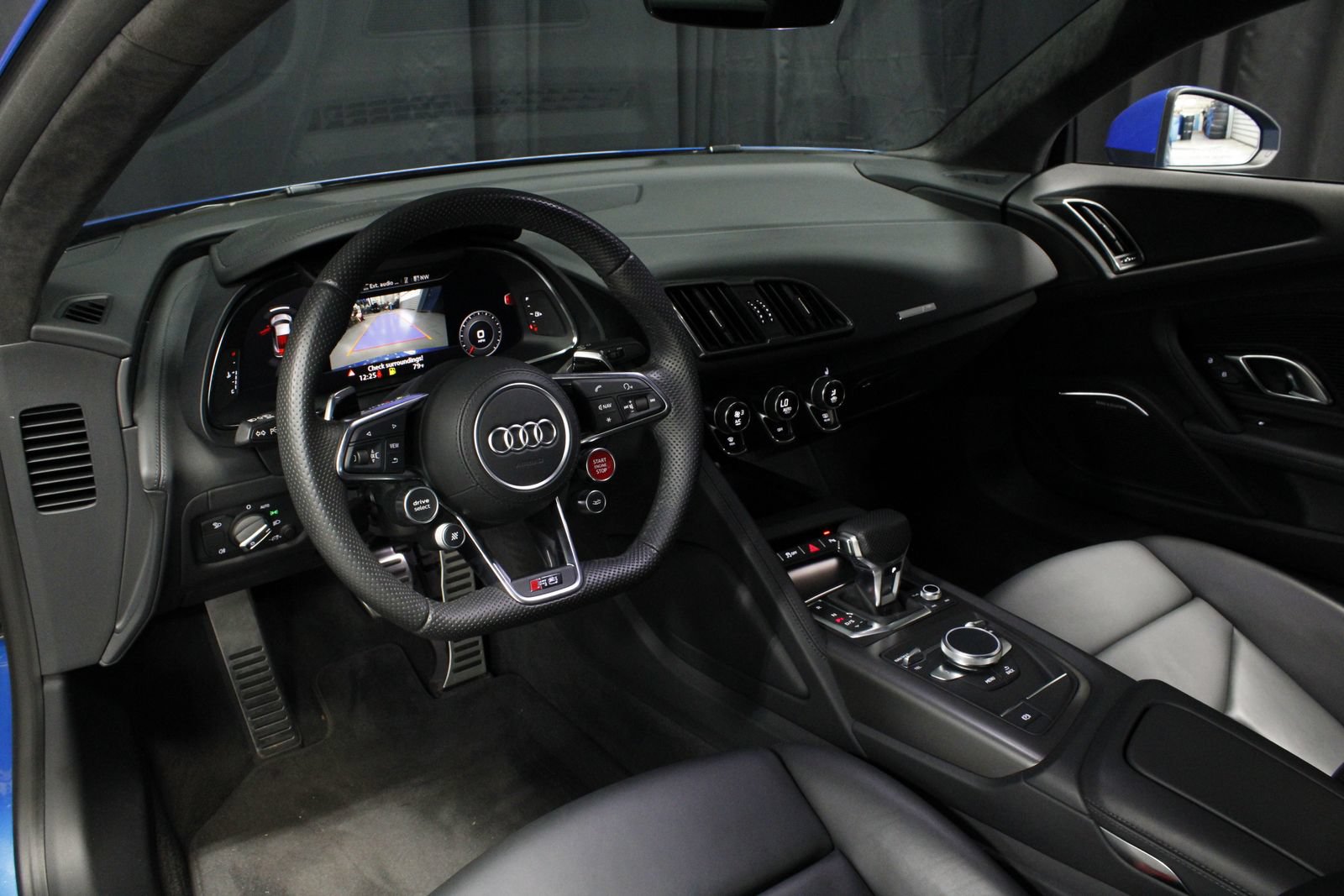 Used 2023 Audi R8 V10 performance RWD image 4