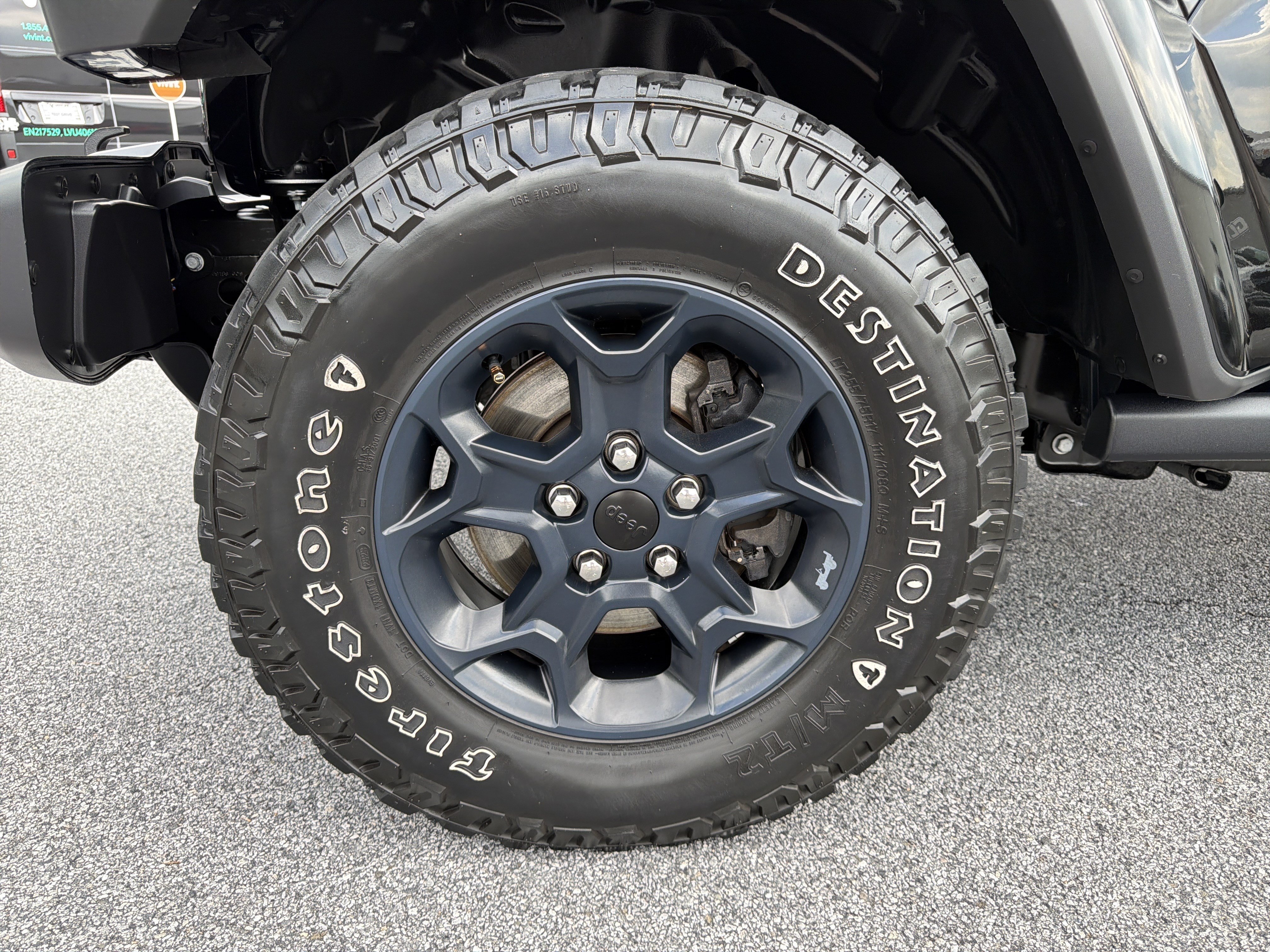 Used 2023 Jeep Gladiator Sport AWD/4WD image 13