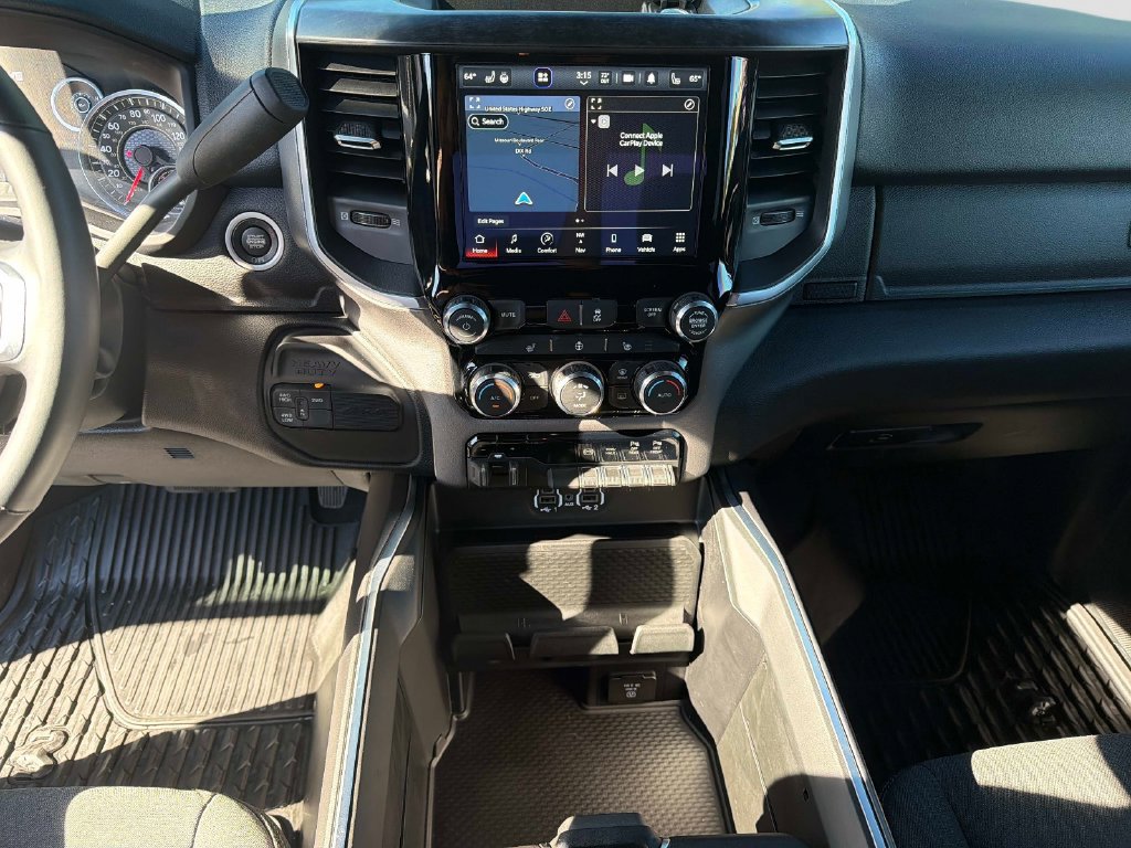 Used 2024 RAM 3500 Big Horn w/ Night Edition AWD/4WD image 28