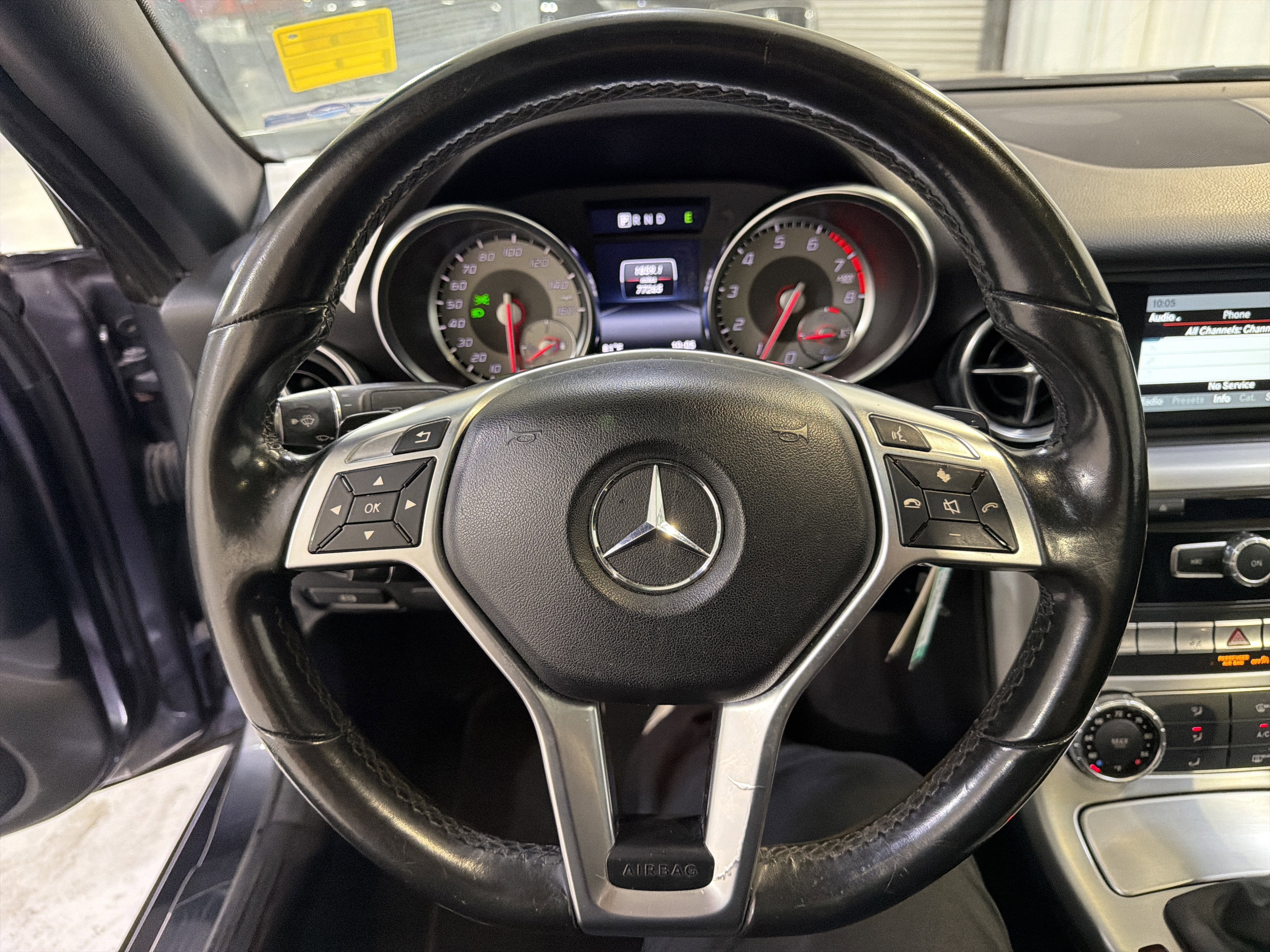 Used 2015 Mercedes-Benz SLK 250 image 15