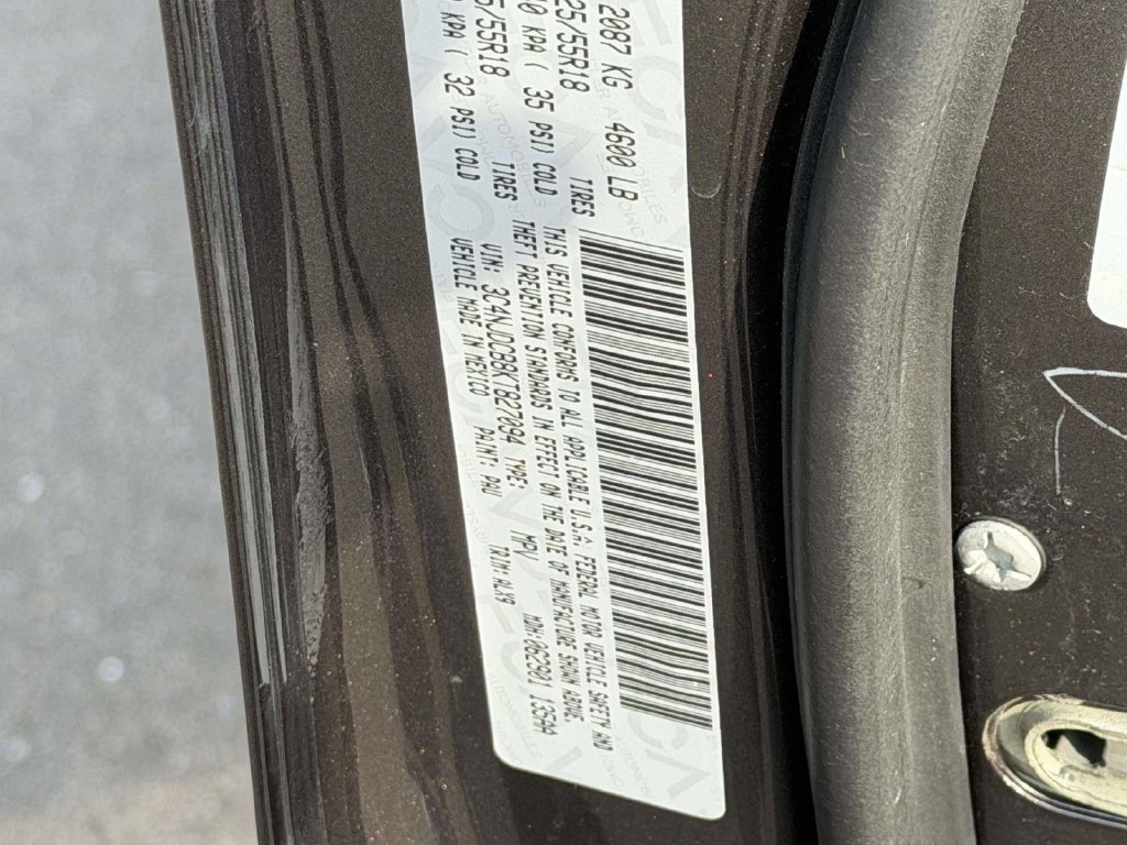 Used 2019 Jeep Compass Limited AWD/4WD image 21