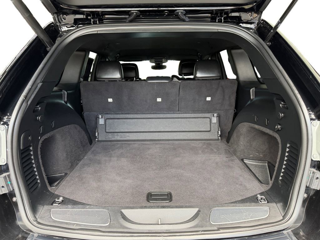 Used 2019 Jeep Grand Cherokee Limited RWD image 19