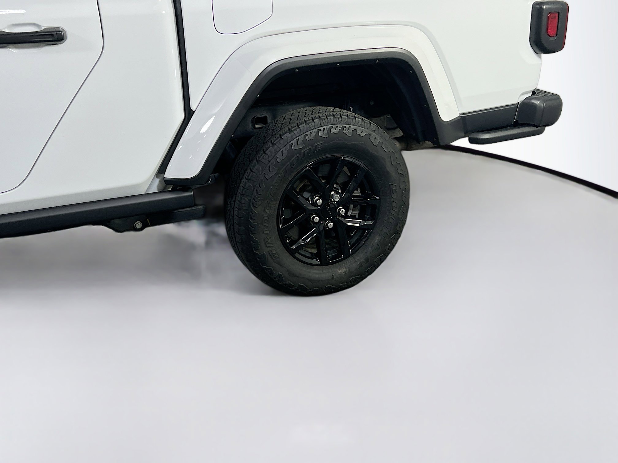 Used 2023 Jeep Gladiator Sport AWD/4WD image 30