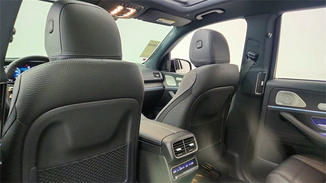 Used 2025 Mercedes-Benz GLS 450 4MATIC image 34