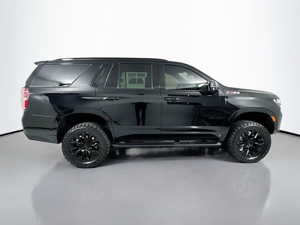 Used 2024 Chevrolet Tahoe Z71 w/ Luxury Package AWD/4WD image 8